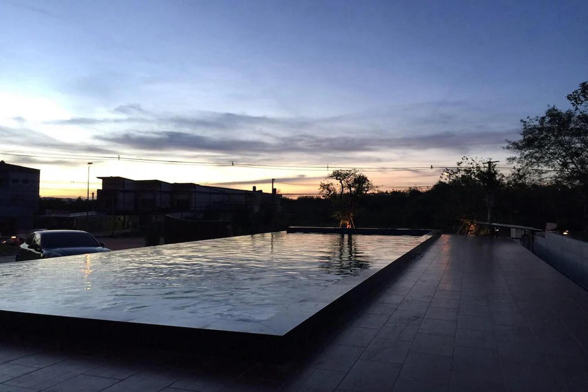 Nutchana Hill Boutique Hotel Hatjaj Kültér fotó