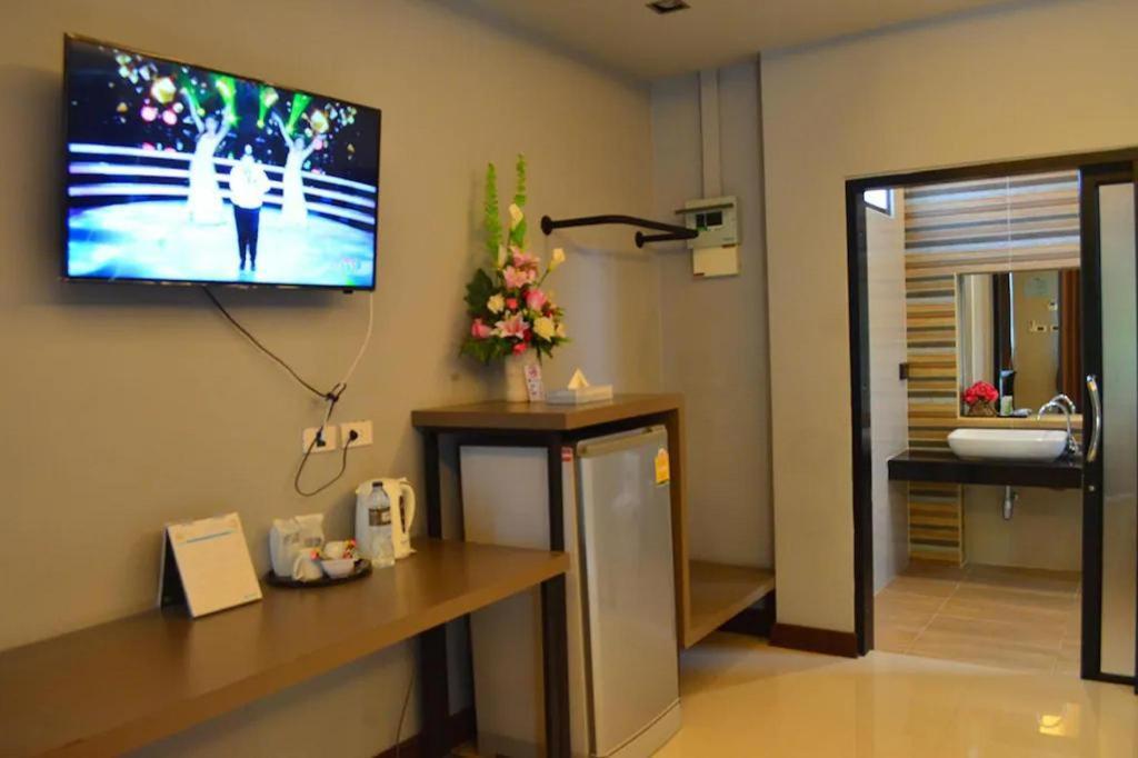 Nutchana Hill Boutique Hotel Hatjaj Kültér fotó